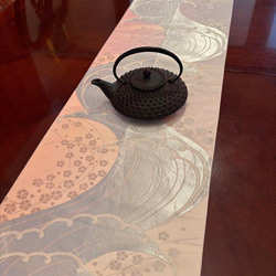 2539豪華刺繍の袋帯リメイク!春色のタッセル付き正絹テーブル 2539豪華刺繍の袋帯リメイク!春色のタッセル付き正絹テーブル