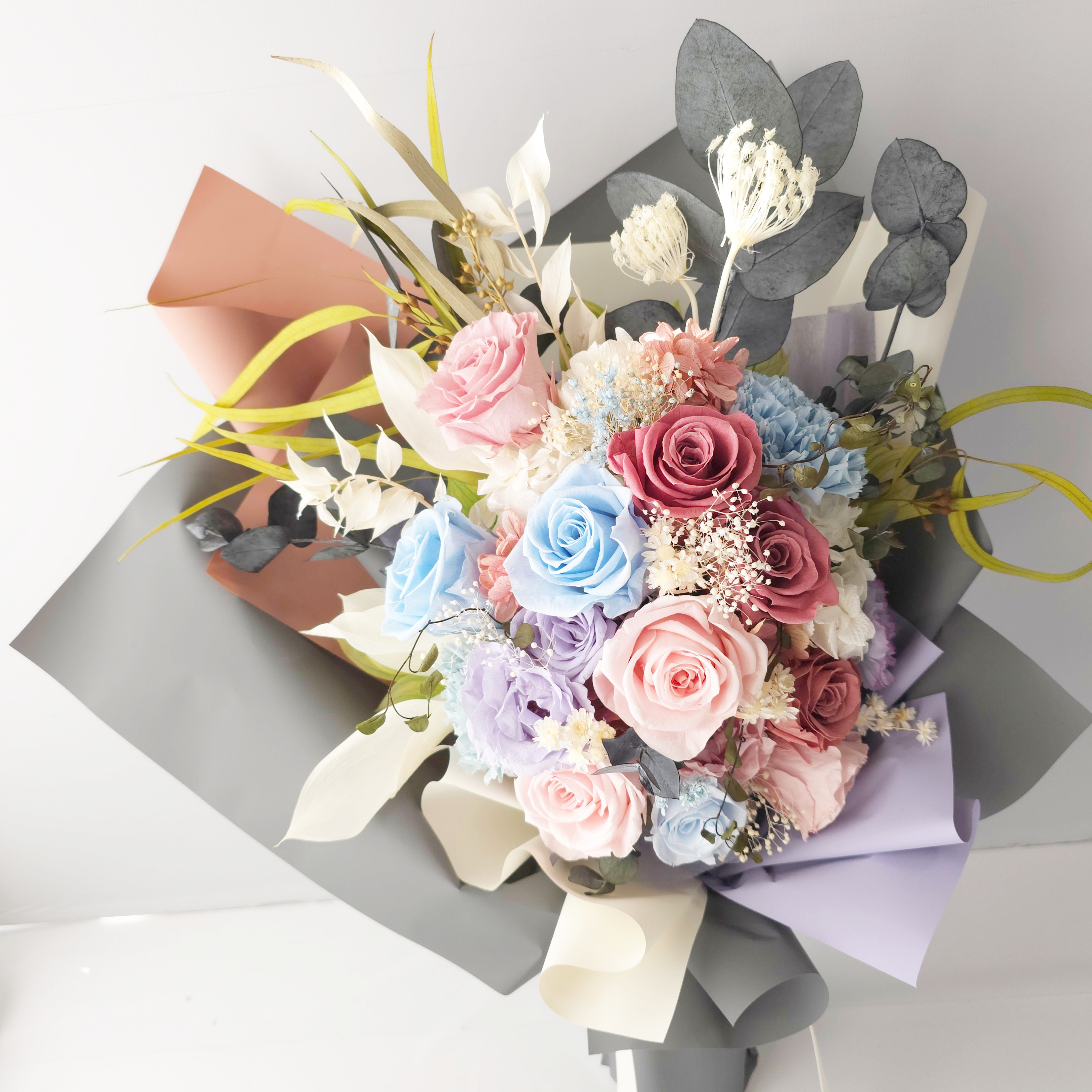 お好みのカラーやデザインでオーダーブーケꕤプリザーブド・ドライフラワーの立てたまま飾れる自立する花束ꕤ