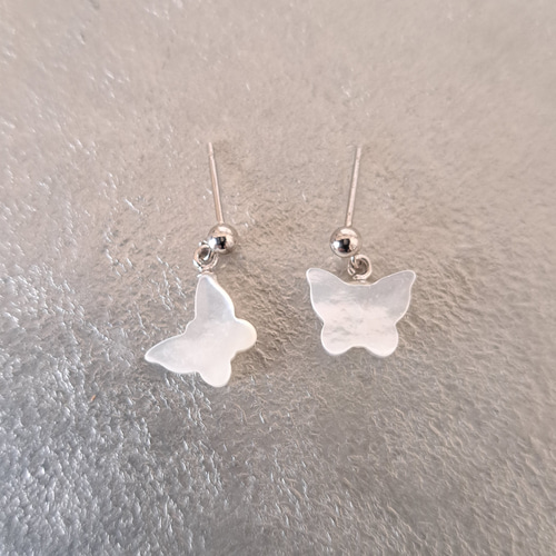 Butterfly】蝶々型シェルピアス MPE709 ピアス（スタッド・一粒