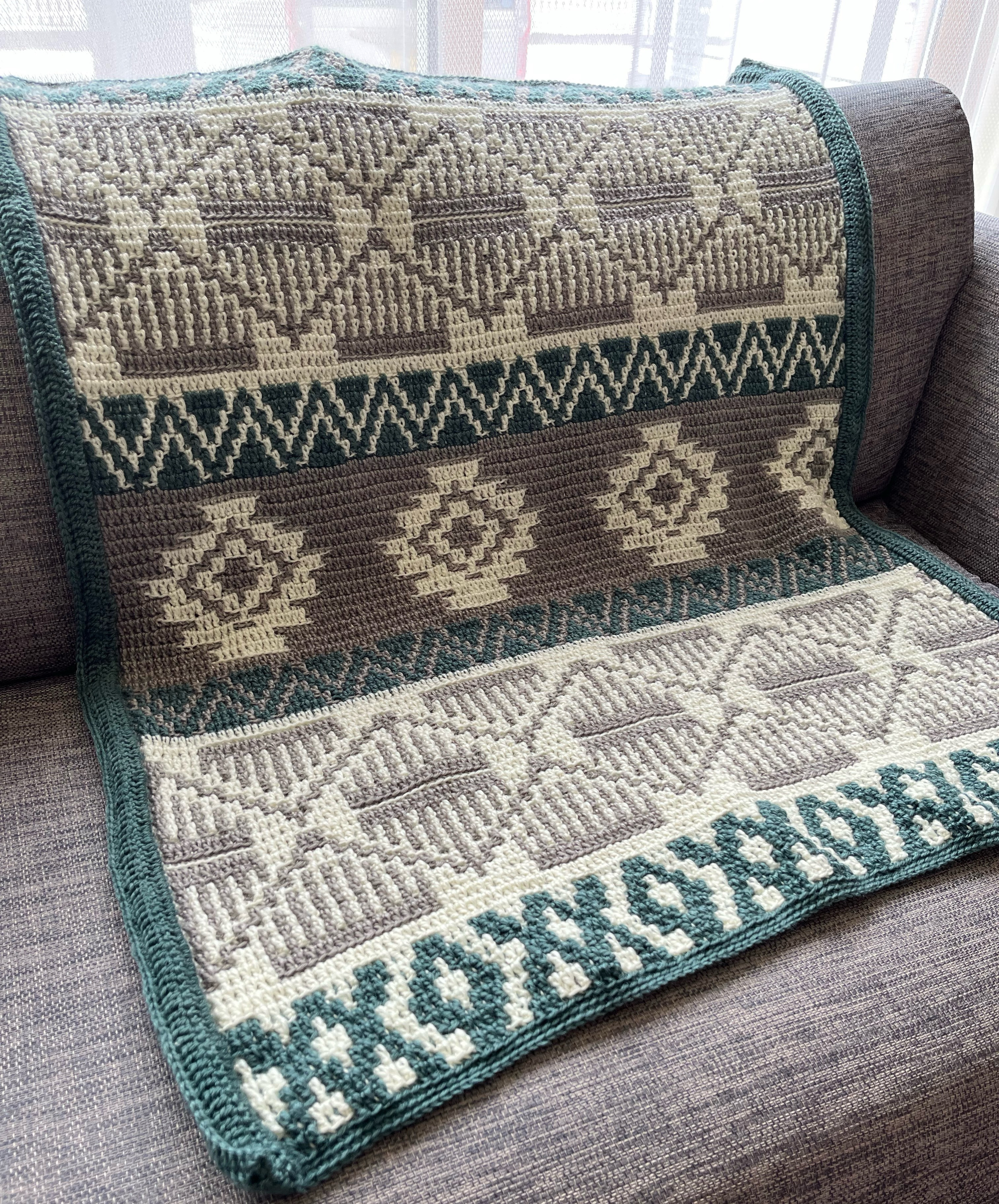 ポリエステル毛糸のマルチカバー