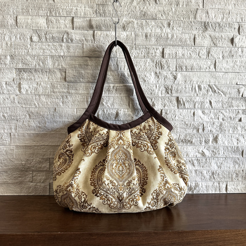 ソレイアード　ハンドメイド　グラニーバッグ　外ポケット付　縦25横32底マチ13 ソレイアード ハンドメイド グラニーバッグ 外ポケット付 縦25横