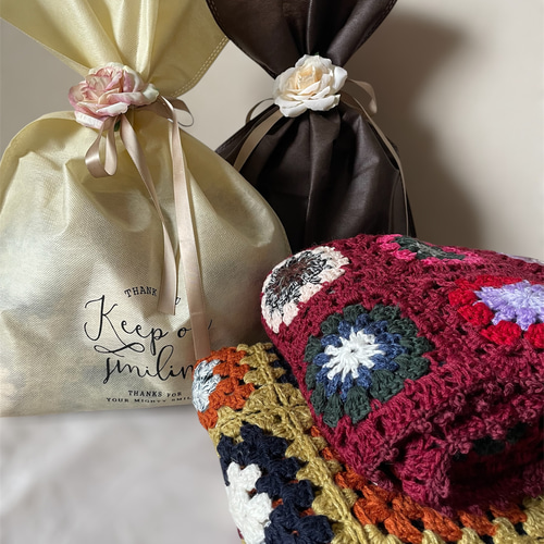 送料無料】大判 スクエア モチーフ編み モチーフつなぎ ブランケット