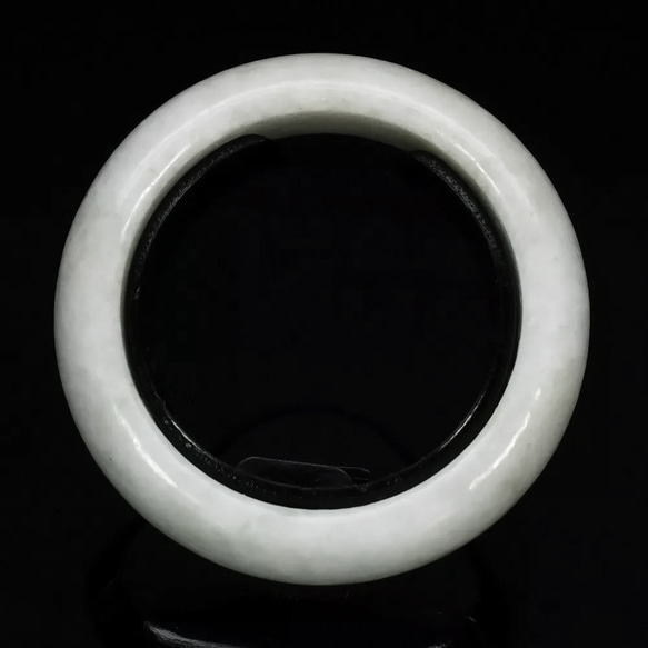 縄文から続く神聖な石「繁栄をもたらす石1?」非加熱 天然 本翡翠