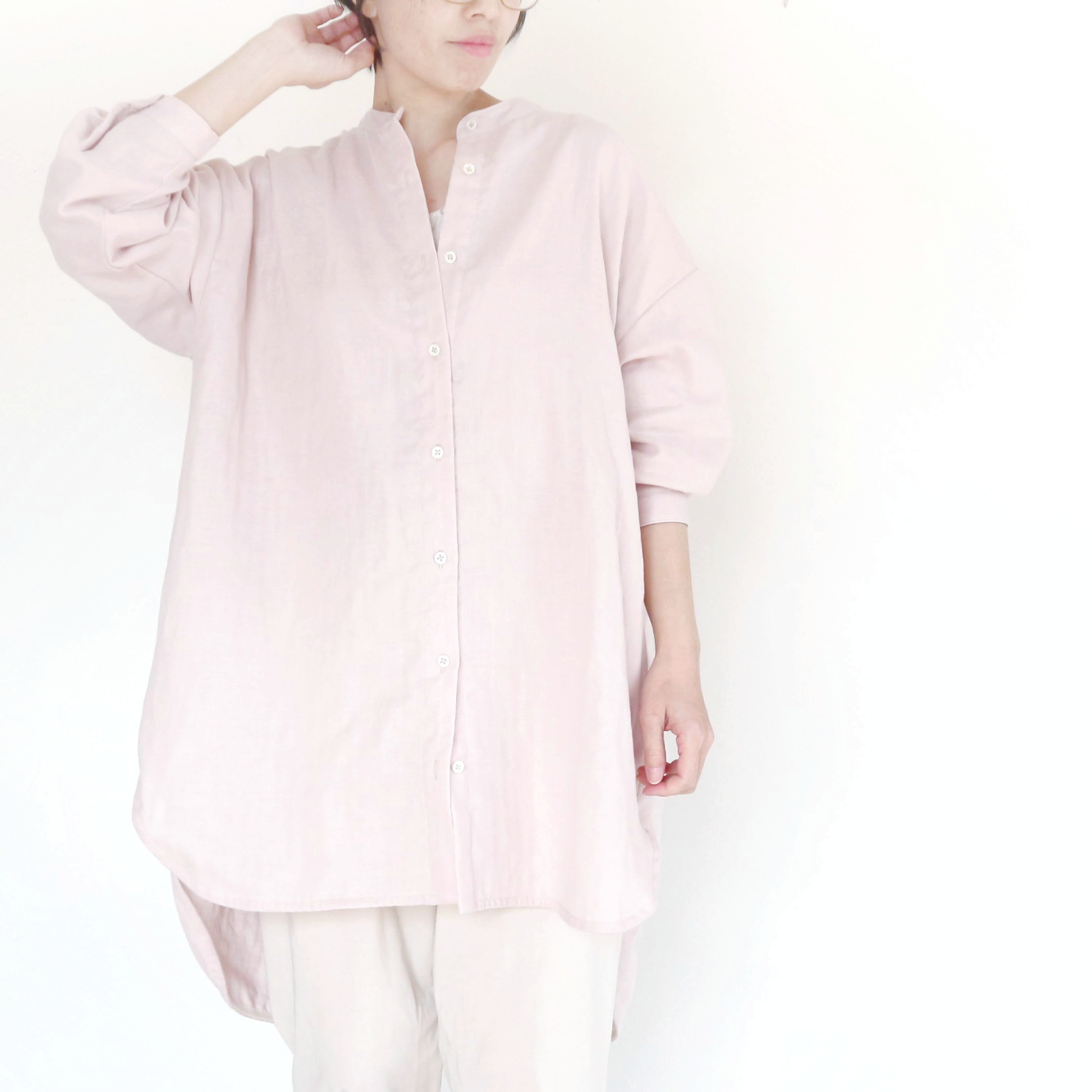 ほどよいきちんと感がちょうどいい　ふんわりガーゼシャツ　桜色　春色　ペールカラー　綿　フォーマル