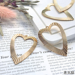 ハート チャーム のおすすめ人気通販｜Creema(クリーマ) 国内最大の  