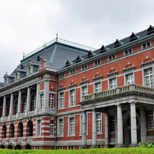 昭和レトロ洋館「法務省旧本館」着色模型 立体・オブジェ ジオラマ工房