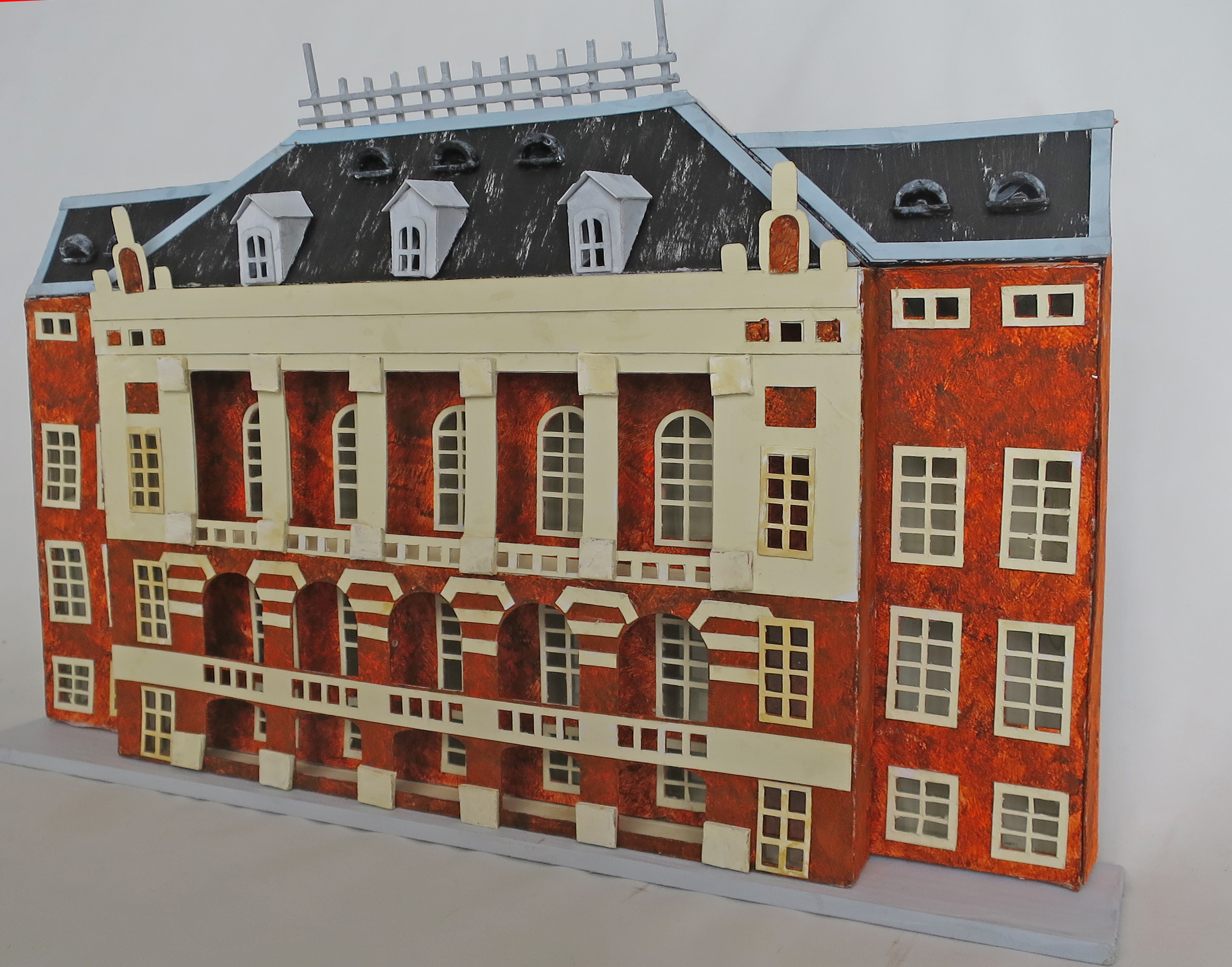 昭和レトロ洋館「法務省旧本館」着色模型 昭和レトロ洋館「法務省旧本館」着色模型