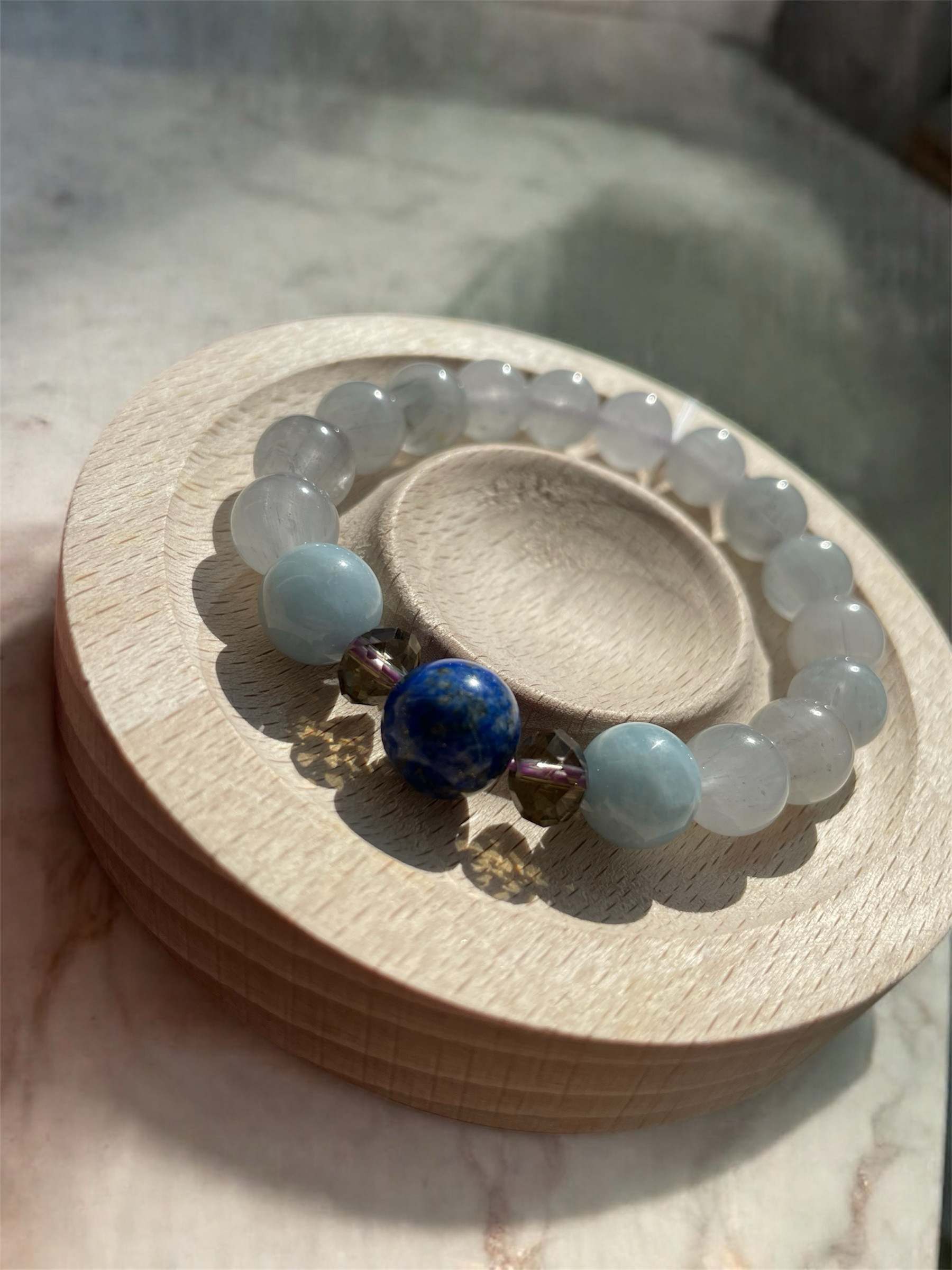 天然石《ブルー千層ガーデン》デザインブレスレット