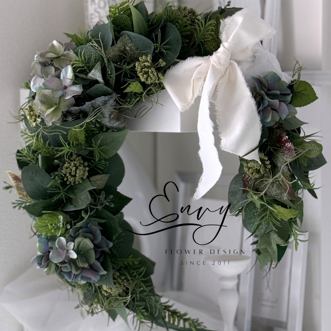 soldout☆再販OK｜アーティフィシャルフラワーのリース｜幸運を呼び込む馬蹄型リース｜あじさいリース｜生花フェイク