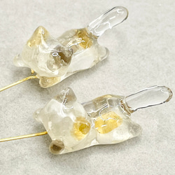 三毛猫、天然石のピアス　/   K16GP 2枚目の画像