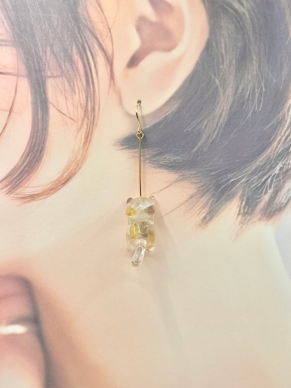 三毛猫、天然石のピアス　/   K16GP 5枚目の画像