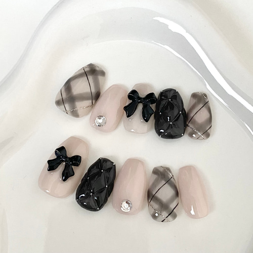 【No.035】ネイルチップ♡黒ネイル♡リボンネイル♡キルティングネイル f9d6ee81f7d299f6f4af1177e1663f
