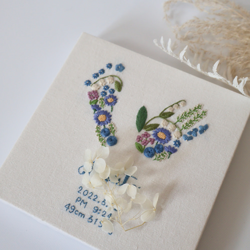 nico　手形・足形刺繍　春のお花畑 nico 手形・足形刺繍 春のお花畑 nico 手形・足形刺繍 春の