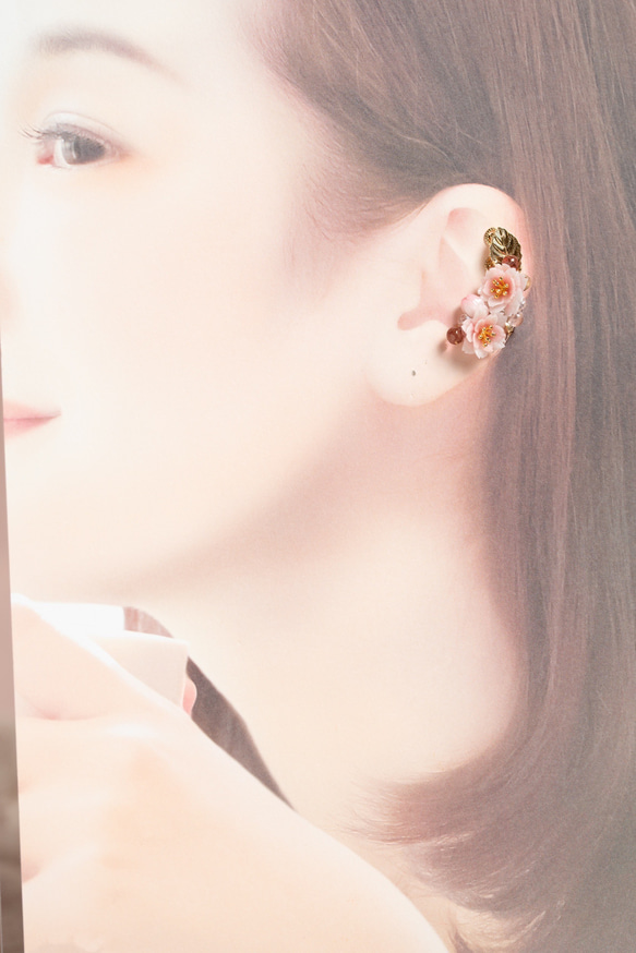 八重桜イヤーカフ 2枚目の画像