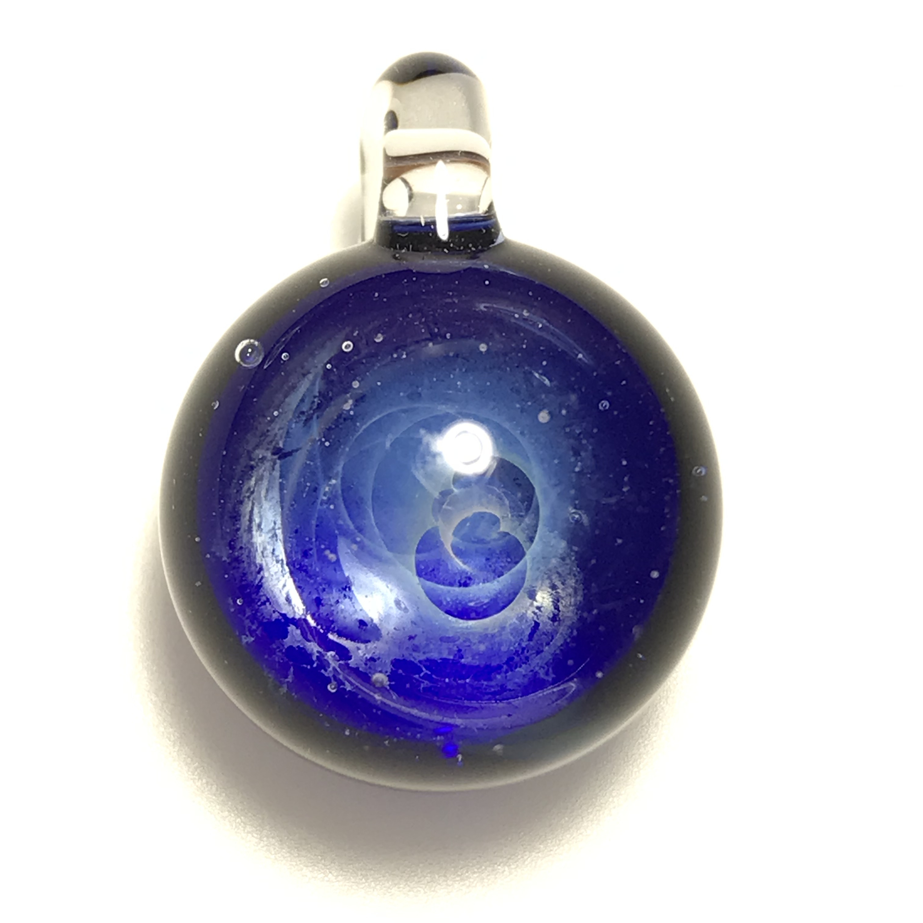 宇宙のペンダントトップ　青