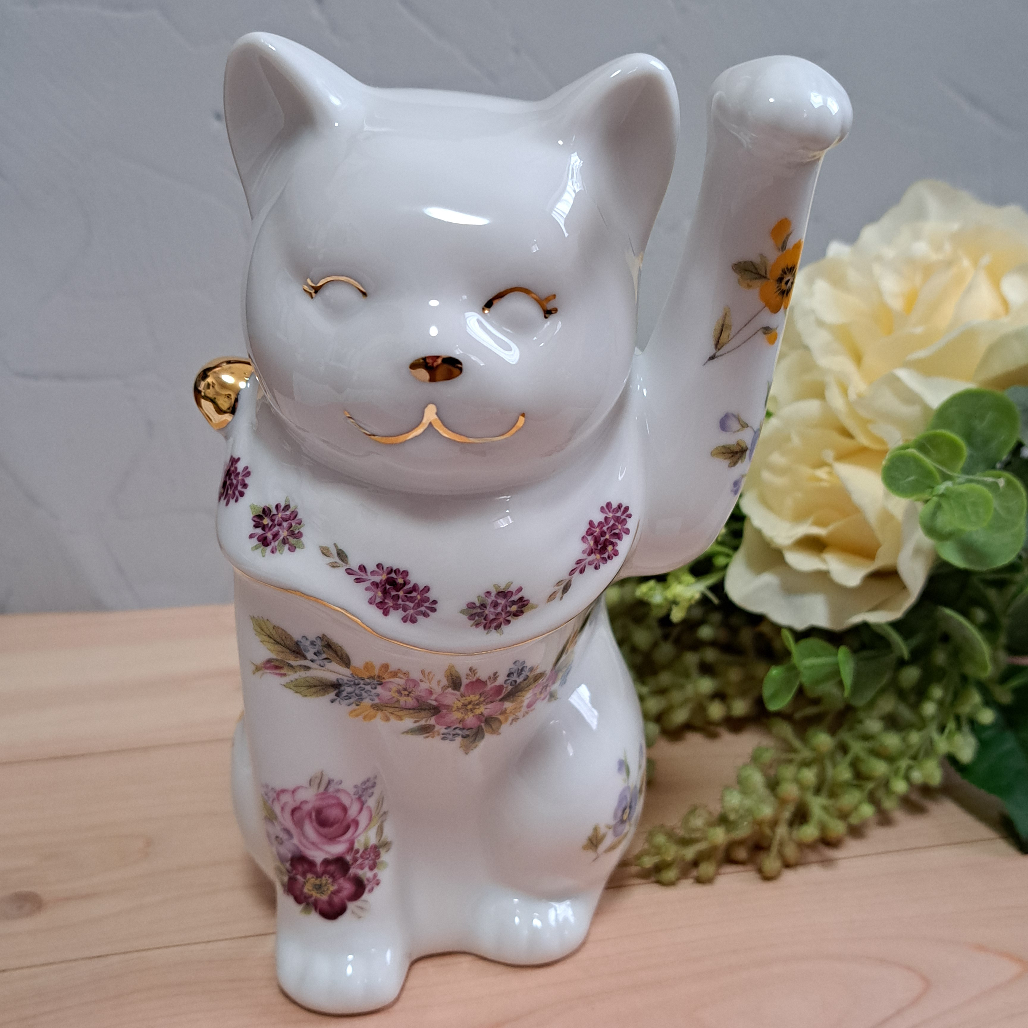 招き猫　縁起物　玄関　リビング　新築　開業　開店　記念日　お祝い　結婚　家　ネコ　幸　Happy　可愛い　スマイル