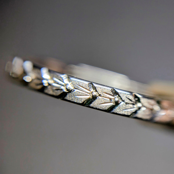 月桂樹 SV９２５ ｋ１８ 手彫り リング 金属アレルギー対応 植物　葉っぱ　 彫金 3枚目の画像