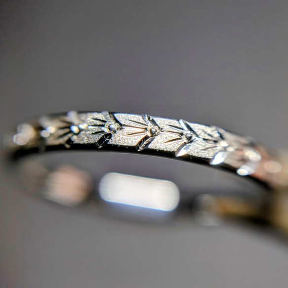 月桂樹 SV９２５ ｋ１８ 手彫り リング 金属アレルギー対応 植物　葉っぱ　 彫金 4枚目の画像