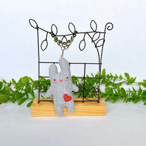 Hug Me♪ ぬいぐるみうさぎ グレー バッグチャーム バッグチャーム Aki