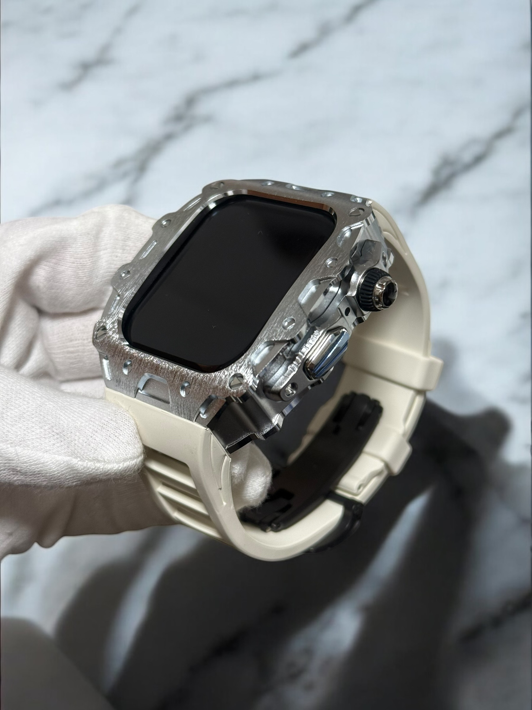 最新　アップルウォッチカスタムカバーケースApple Watchバンドラバーベルト 46mm用