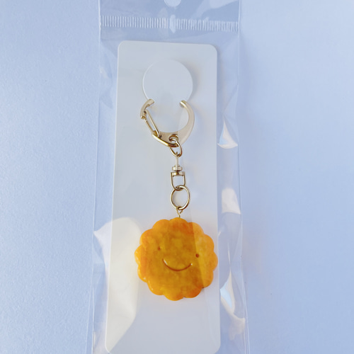 クッキーのキーホルダー 樹脂粘土のフェイクスイーツ 花 おそろい プチ