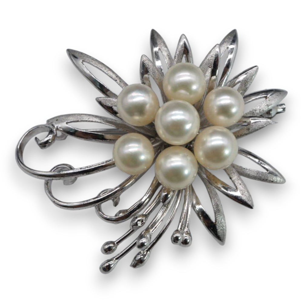 アコヤ本真珠ブローチ 強テリ上質厚巻き約6.5-7.0mm大粒日本産あこや×7pcs SILVER枠A942