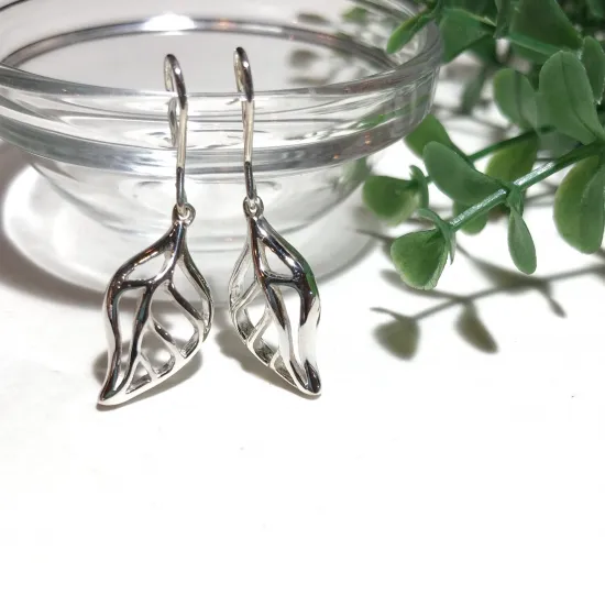 純銀製＊透かしリーフピアス