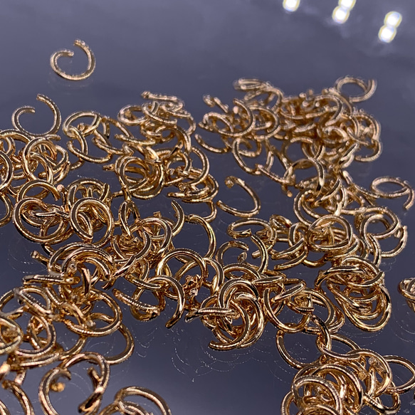 丸カン 8ｍｍ ゴールド KC金 200個 ジャンプリング 丸環 基礎パーツ 接続金具 金具 手芸 パーツ BD4154 3枚目の画像