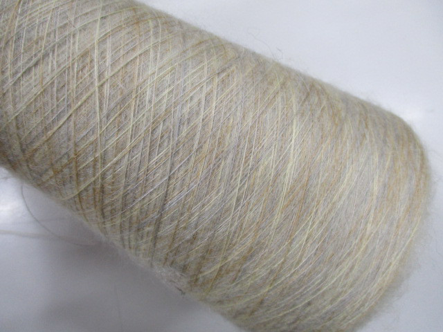 シルクモヘア　絣・段染めクリームイエロー250g　j10