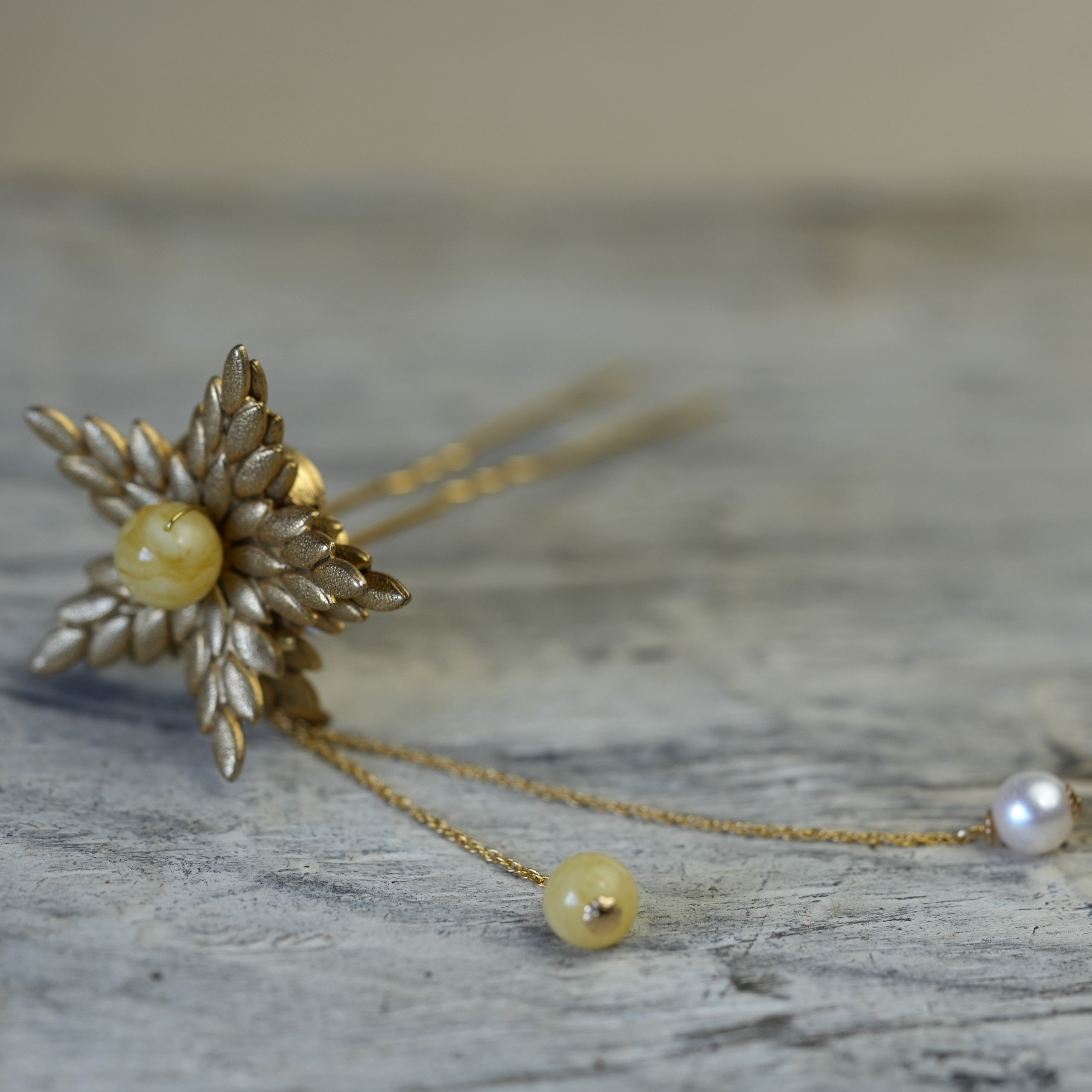 ーCelestial Bloomー【琥珀×伊勢志摩真珠】かんざし