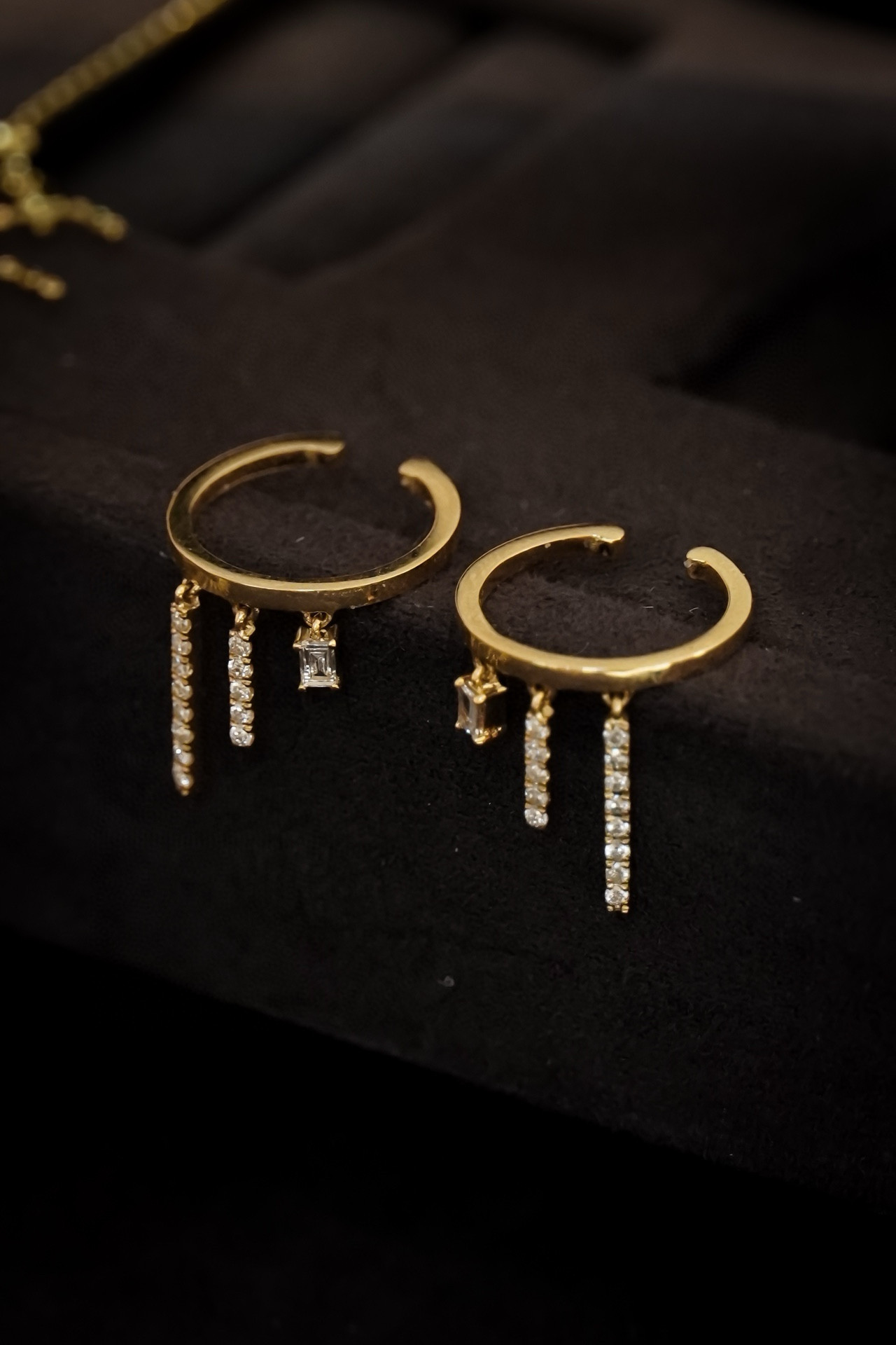 「精緻」K18  天然ダイヤモンド　上品　幸運   ピアス