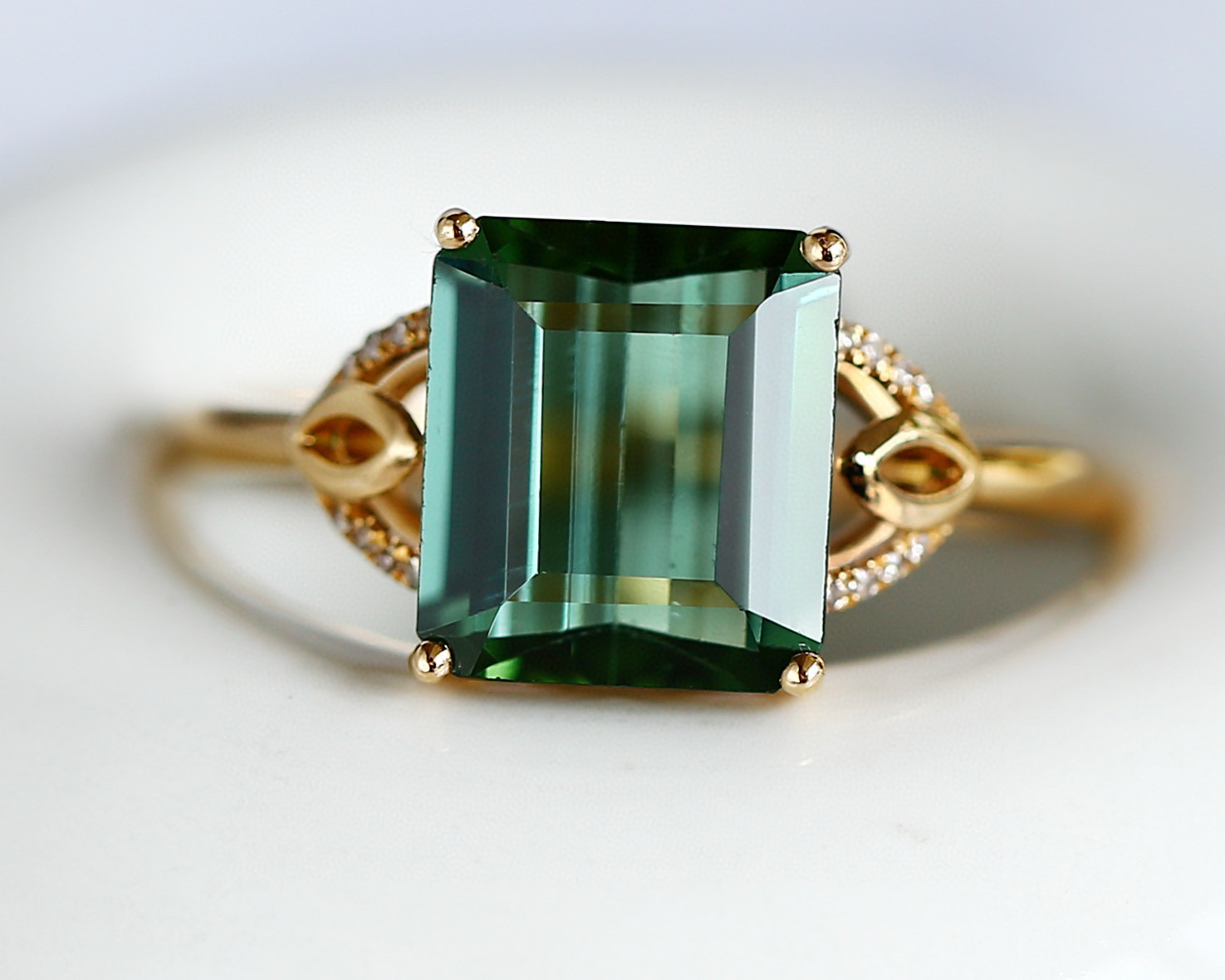 「幸運」K18 天然グリーントルマリン　天然ダイヤモンド　上品　健康 10月誕生石　25/3/4