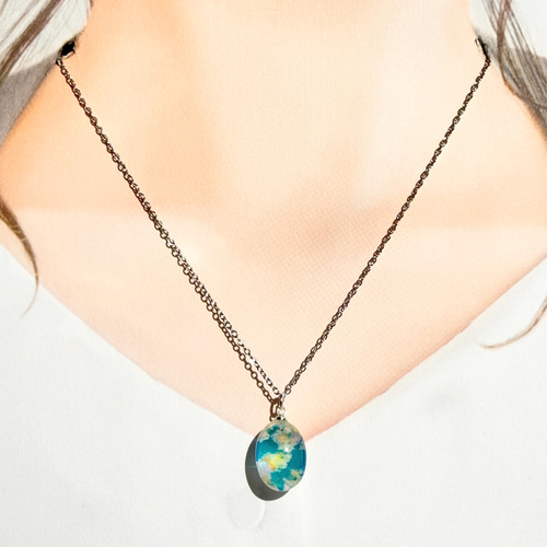 彩雲な空を閉じ込めた 1.8cm 小さな宝石 レジン 雲レジン ネックレス