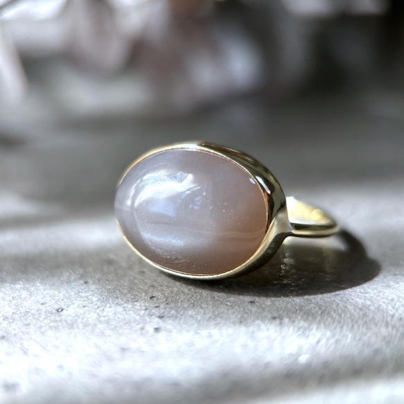 【受注製作】大粒のグレームーンストーン リング （真鍮・silver950） 3枚目の画像