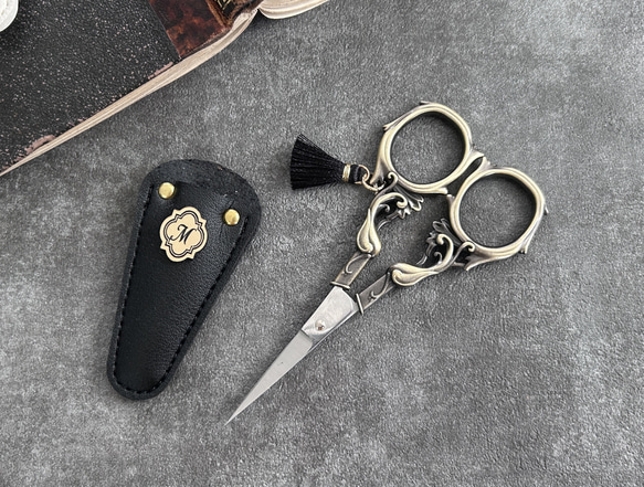 イニシャル入りヴィンテージデザイン糸切ハサミ＆ケース 13枚目の画像