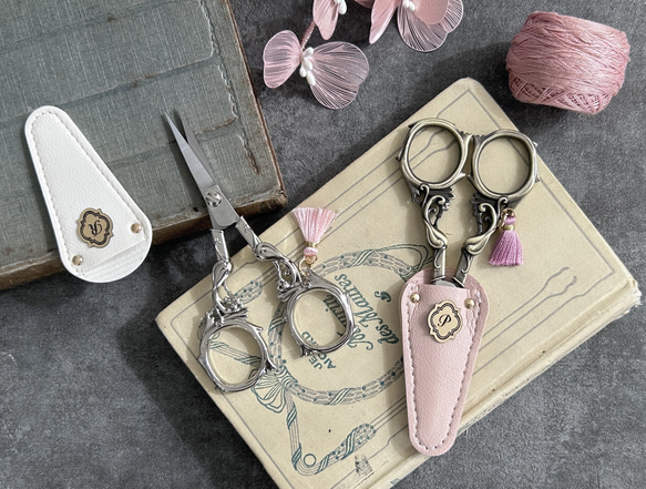 イニシャル入りヴィンテージデザイン糸切ハサミ＆ケース 17枚目の画像
