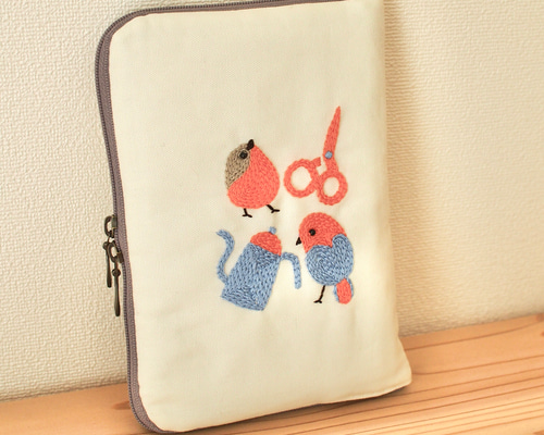 かわいいものが好き♥ ブックカバー、ポーチ、ミニトート ブックポーチ◇小鳥と暮らしの雑貨（キナリ） ブックカバー こ