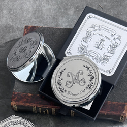 【イニシャル＆名入れ】コンパクトミラー 18枚目の画像