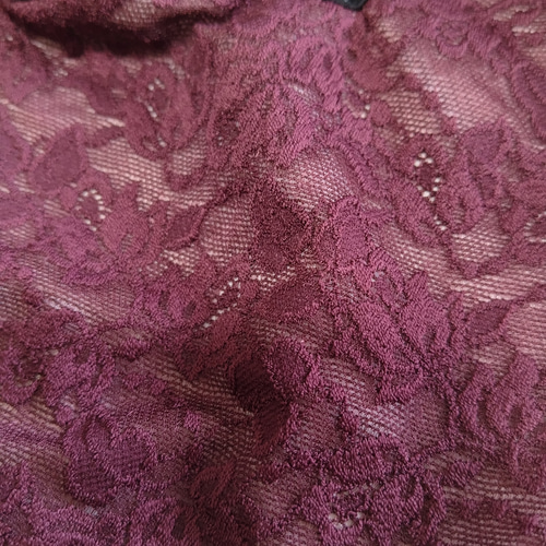 S～M。アンティーク風レースと後ろリボンが優雅なスクエアネック娘役レオタード ワインレッドのレースが素敵な黒のレオタード 後ろ姿が可愛い