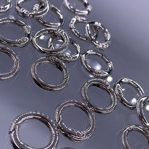 カラビナ 丸 シルバー 20ｍｍ 20個 サークル リング 金具 キーリング キーホルダー ナスカン  BD4180 3枚目の画像