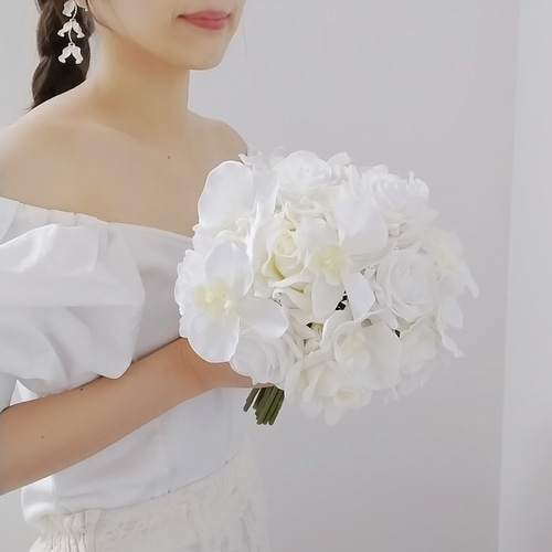 白ブーケ&ブートニア胡蝶蘭とバラの白ブーケ♡和装ブーケ白