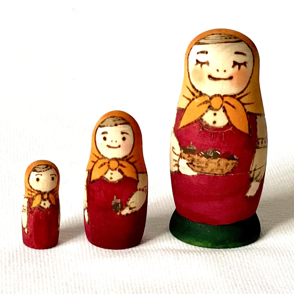 マトリョーシカ（3個組）どんぐり