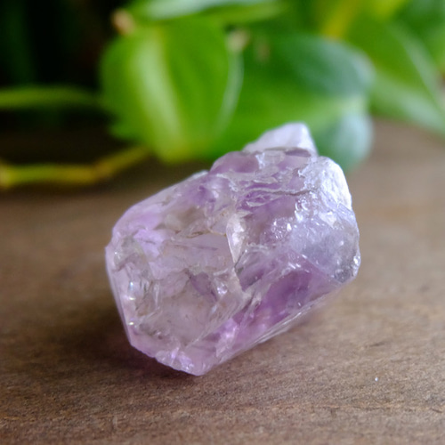 アメジストカテドラル原石（アマダガスカル産）約32×31×22mm 鉱物