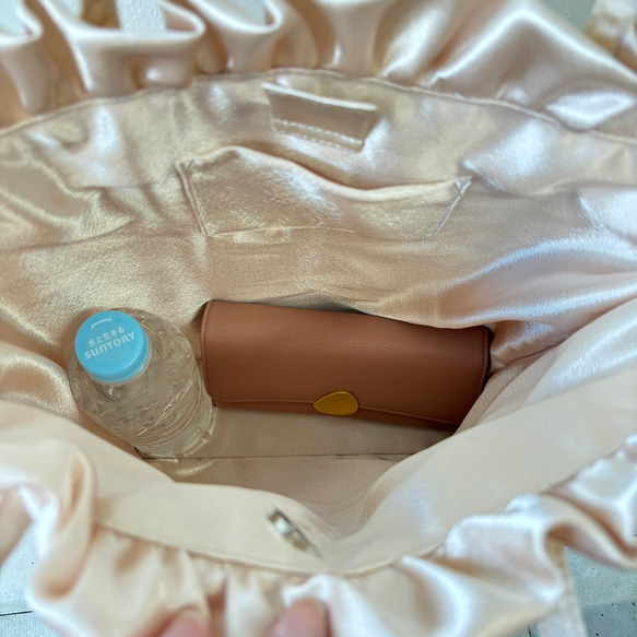 リボンとプリーツのフォーマルサブバッグ／セレモニー 入学式 卒業式 入園式 結婚式 スリッパ入れ オケージョン 冠婚葬祭 9枚目の画像
