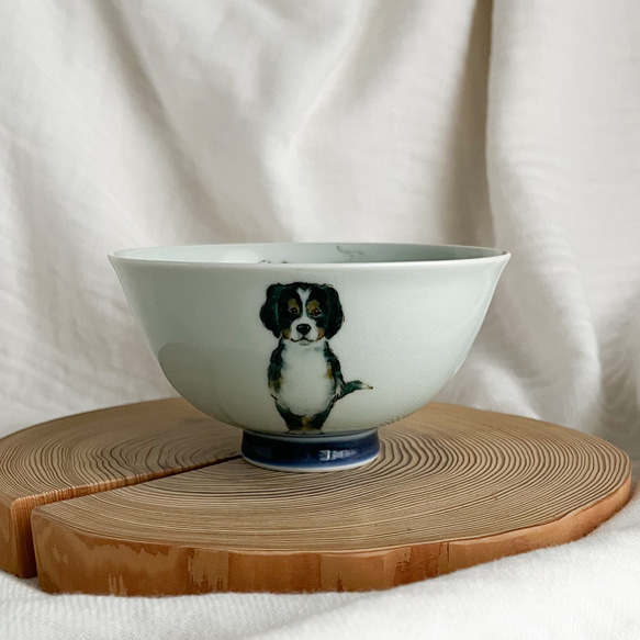 チコロット❤️すべて手描き❤️染付け❤️ご飯茶碗❤️バーニーズマウンテンドッグ❤️Lサイズ❤️汁椀にもなる❤️再販受付 2枚目の画像