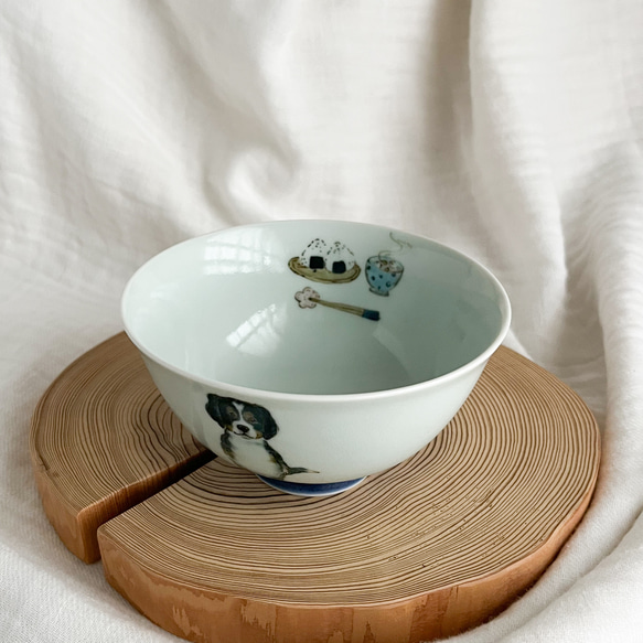 チコロット❤️すべて手描き❤️染付け❤️ご飯茶碗❤️バーニーズマウンテンドッグ❤️Lサイズ❤️汁椀にもなる❤️再販受付 4枚目の画像