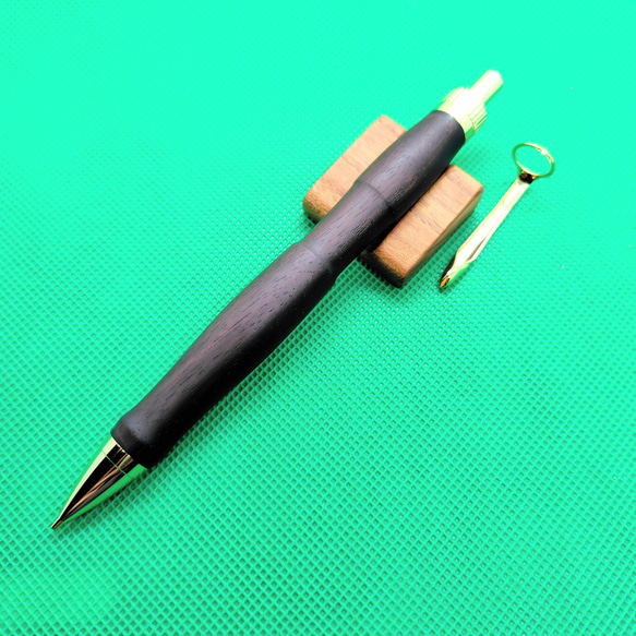 【※お取置品】黒檀の木軸シャーペン0.5ミリ 7枚目の画像