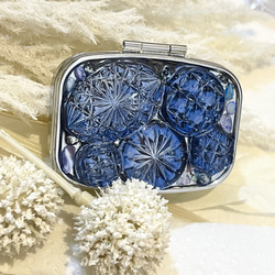 イニシャルキーホルダーアクアマリン キーリング 真夜中の小人