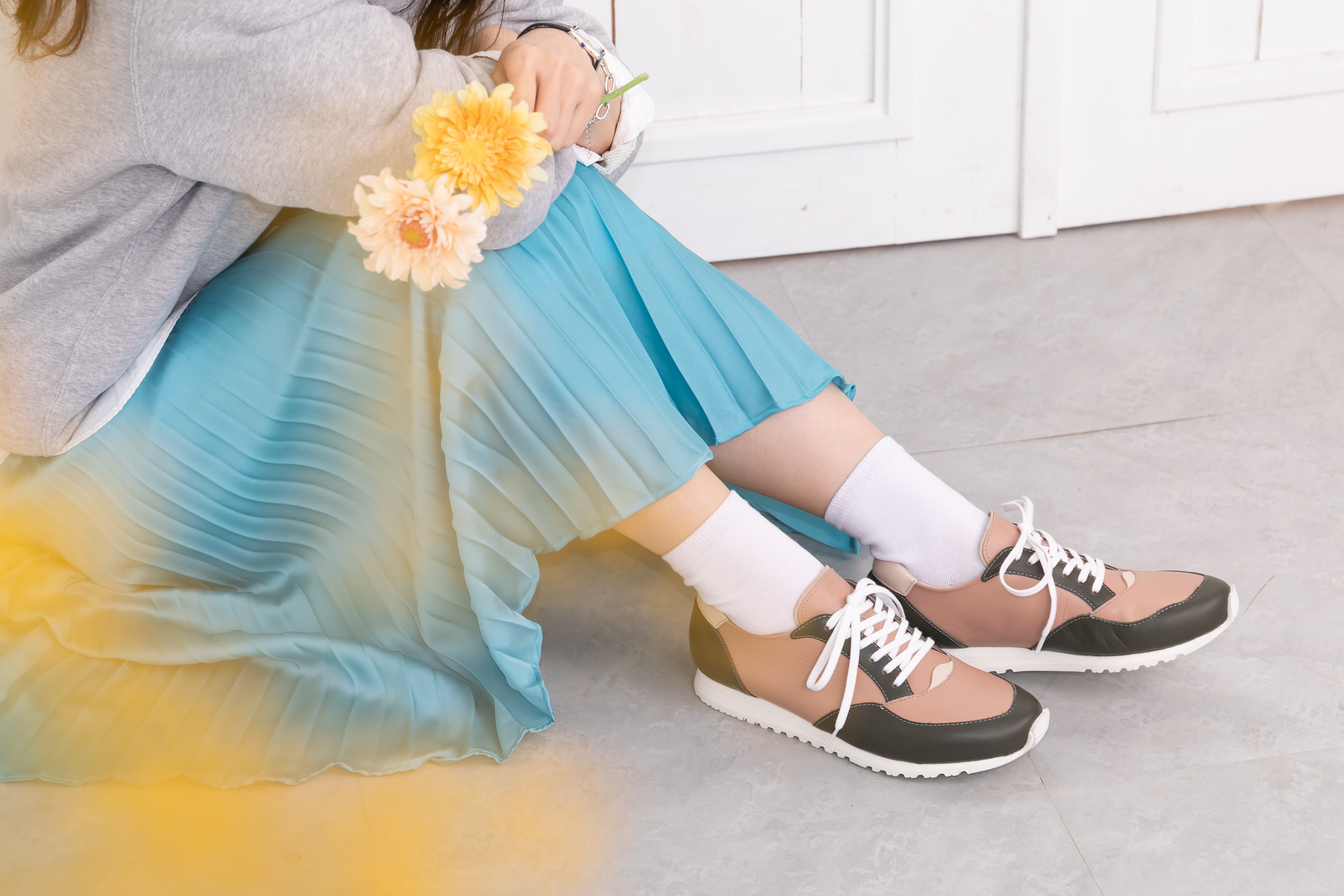 【春桜お散歩】年中活躍ピンクベージュ/カーキ ハンドメイドの柔らかい履き心地。