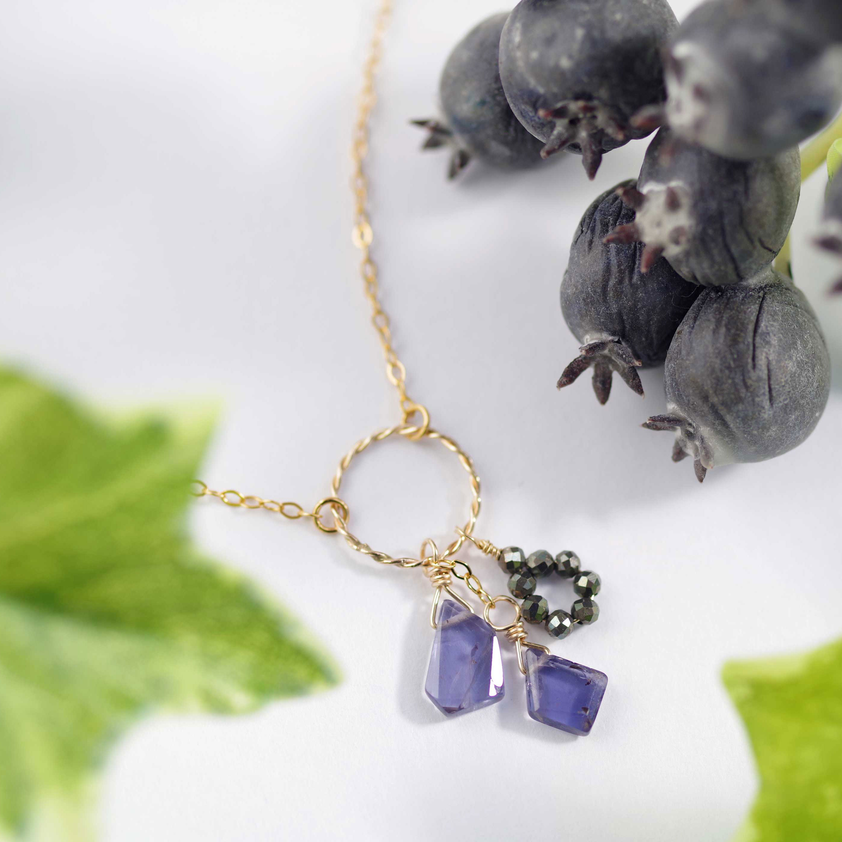 K14GF【fragments】フラグメンツ・ネックレス［アイオライト／ゴールデンパイライト］